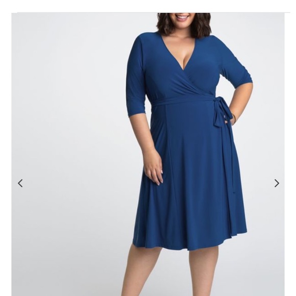 Kiyonna Essential Wrap Dress Leaf Print - Picture 6 of 7